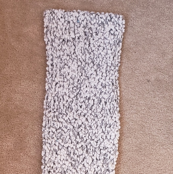 Infinity Scarf - Picture 3 of 5